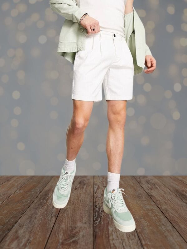 What to Wear with White Shorts Men: Style Guide