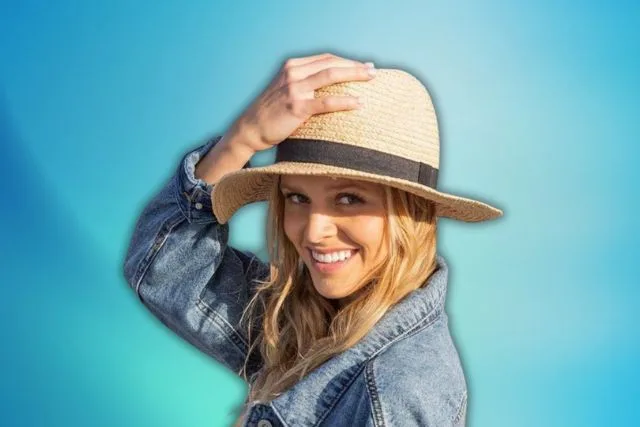 can-you-wear-a-straw-hat-in-the-winter