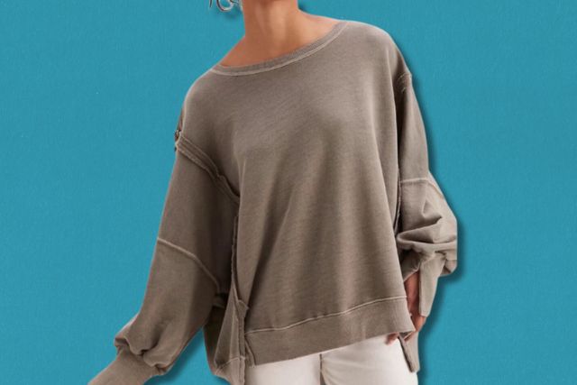 long sleeve shirt vs sweatshirt 