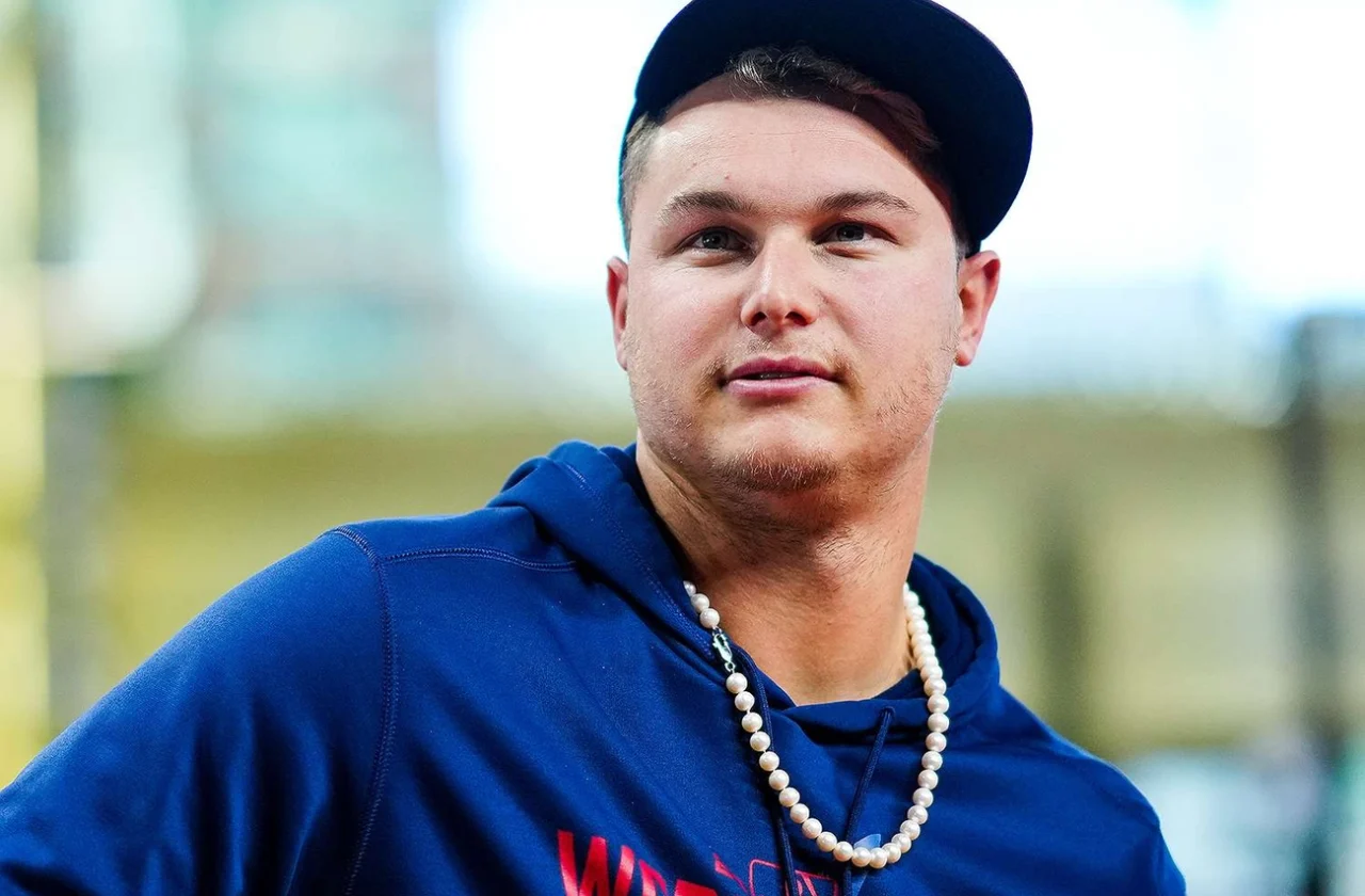 Tim Miller's Pearl Necklace