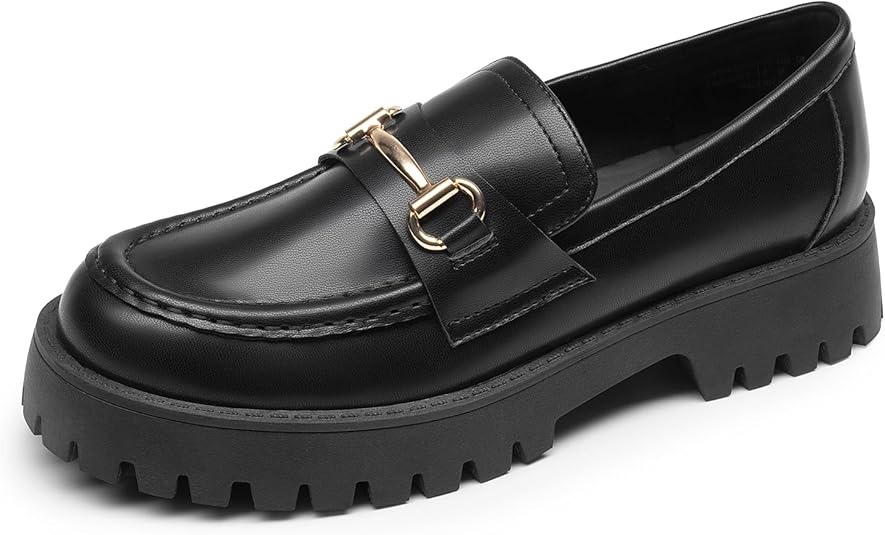 Best Shoes to Wear with Wide Leg Jeans 