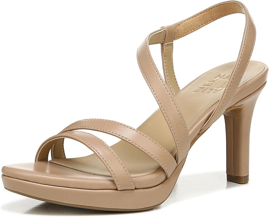 Best Shoes to Wear with Wide Leg Jeans