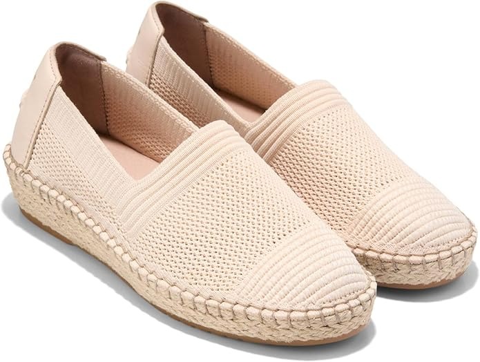 Best Shoes to Wear with Wide Leg Jeans 