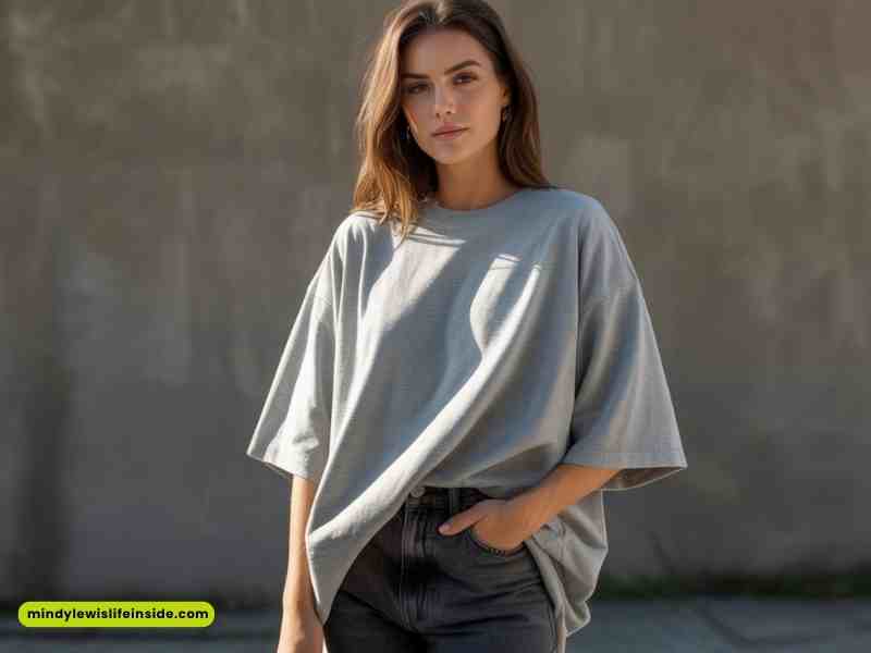 How Should an Oversized T Shirt Fit